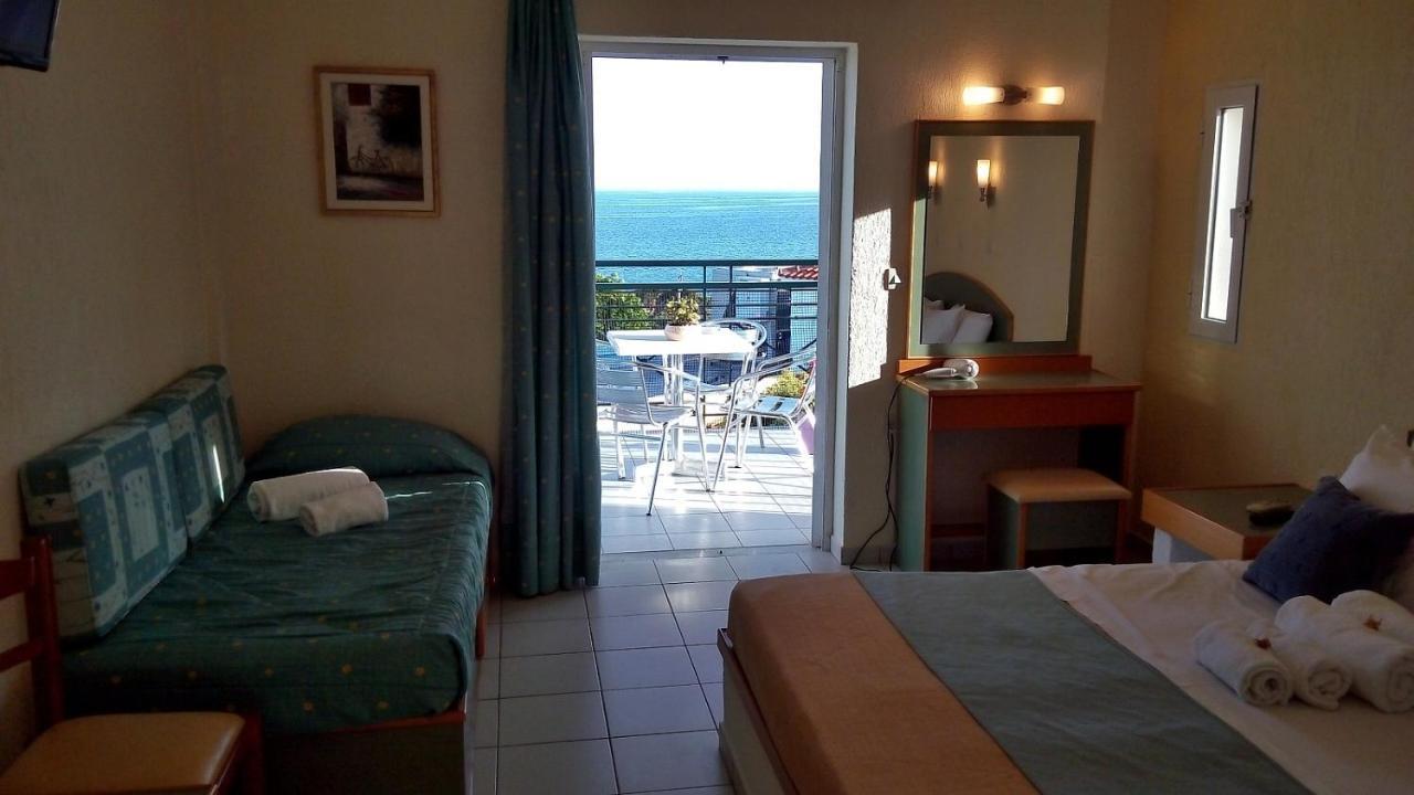 Porto Skala Village Hotel Exterior foto