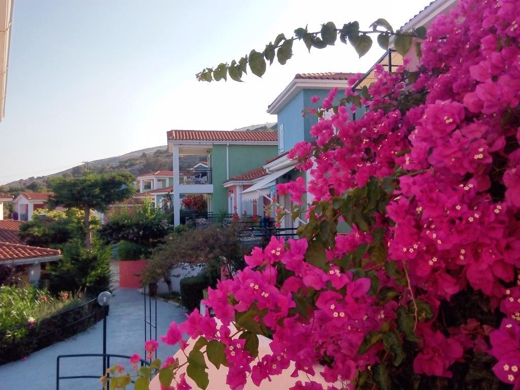 Porto Skala Village Hotel Exterior foto