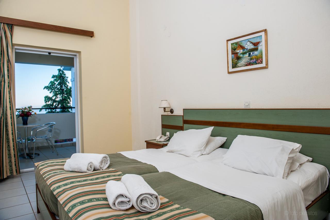 Porto Skala Village Hotel Exterior foto