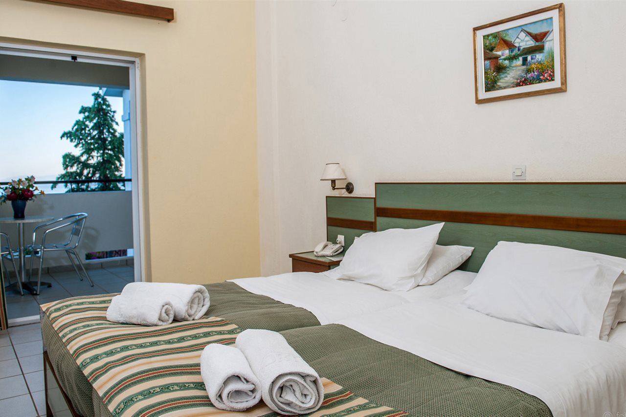 Porto Skala Village Hotel Exterior foto